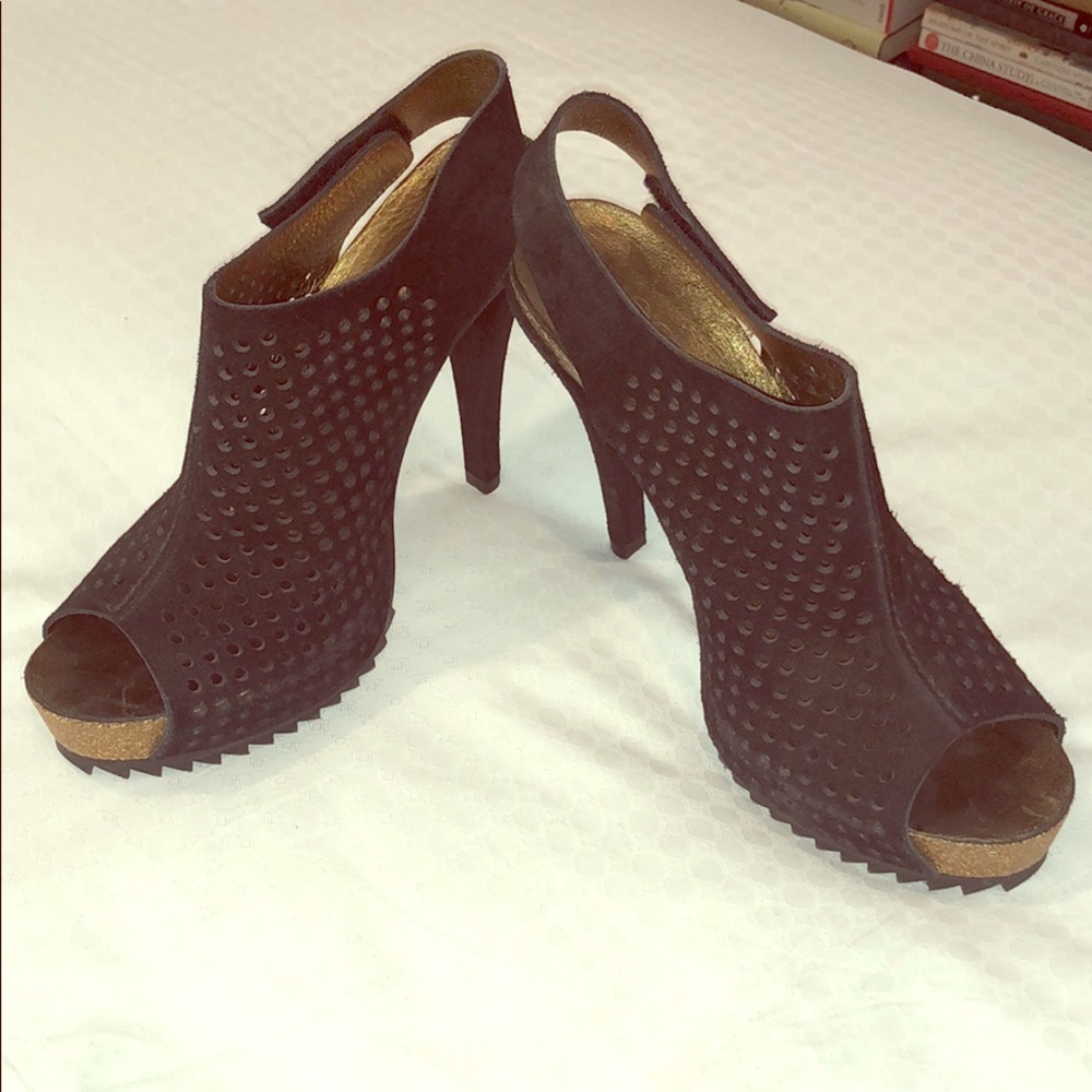 Pedro Garcia platform open toe heals